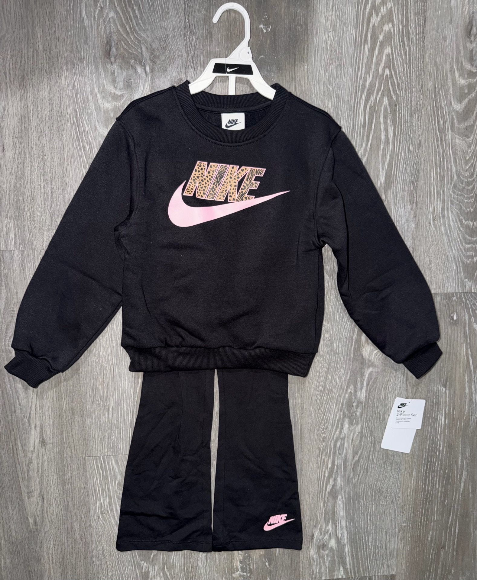 Nike set for girls size 6