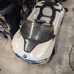 Power Wheels BMW i8 ride on car for ages 3 and up