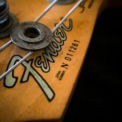 Fender USA Vintage JP90 Jazz Precision Bass 1991 Electric Guitar