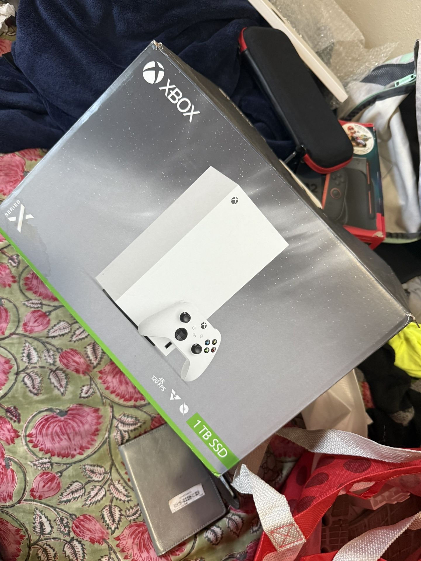 Xbox series X disk free . For trade or sale. 4 month old, Cloth still on