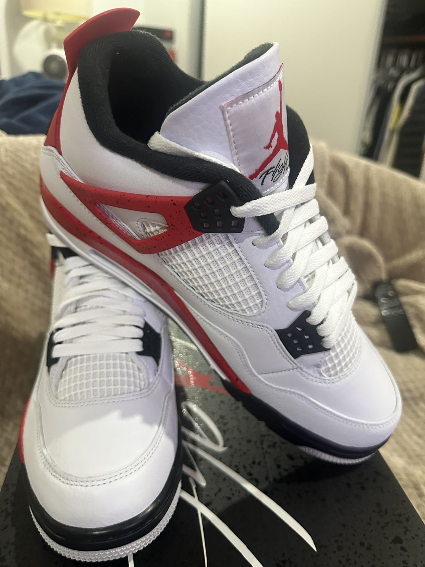 Jordan 4 Retro Red Cement Sz 10