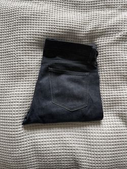 Uniqlo Men’s Slim Straight Selvedge Size 31 X 32