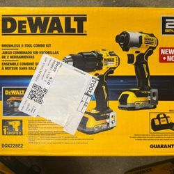 Dewalt DCK228E2 2 Drill Kit