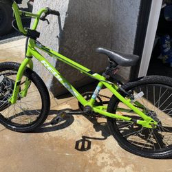 Redline Raid 18 inch 