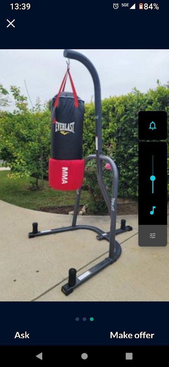 Boxing Bag And Stand