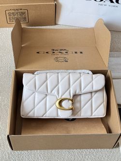 All Black Chain Otabby Crossbody Bag 