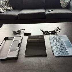 Microsoft Surface Pro 6  - Like New Condition