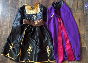 Auna costume size 4/6 10$