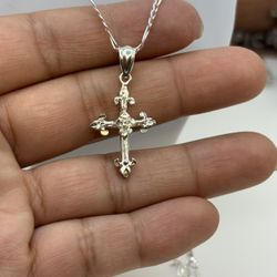 925 Sterling Silver Gothic Cross 