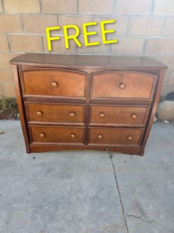 6-Drawer Wood Dresser