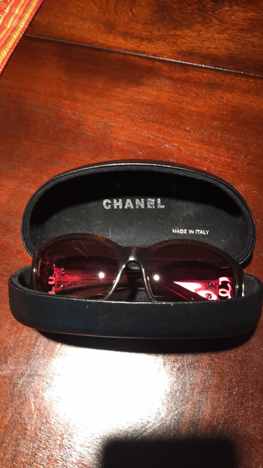 Women’s sunglasses,CHANEL ,like new with case