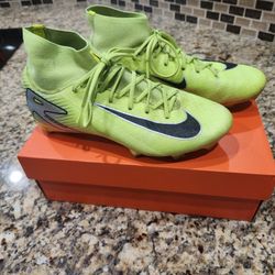 NIKE ZOOM SUPERFLY 10 ACADEMY FG/MG SOCCER CLEATS,  M6.5/W8
