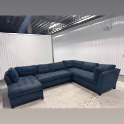 Comfy, Blue, Cidney Crawford, Sectional Couch 🔥🔥