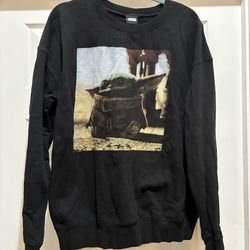Star Wars Men’s Large Black Sweatshirt The Child/Yoda