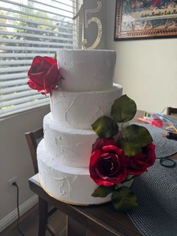 Prop cake