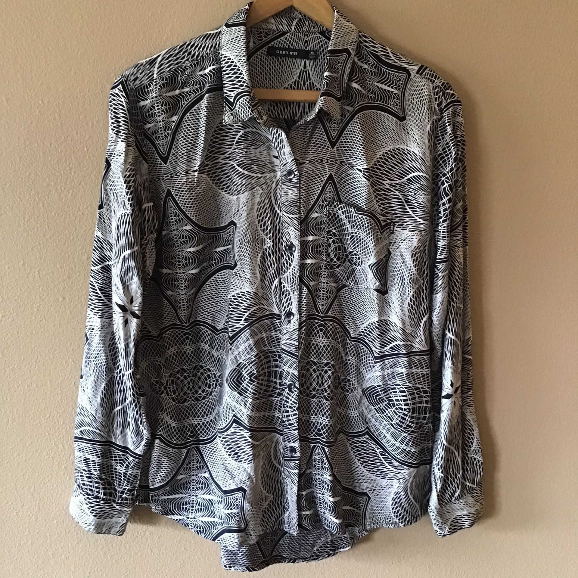 Obey No. 89 Black & White Geometric 100% Viscose Blouse India