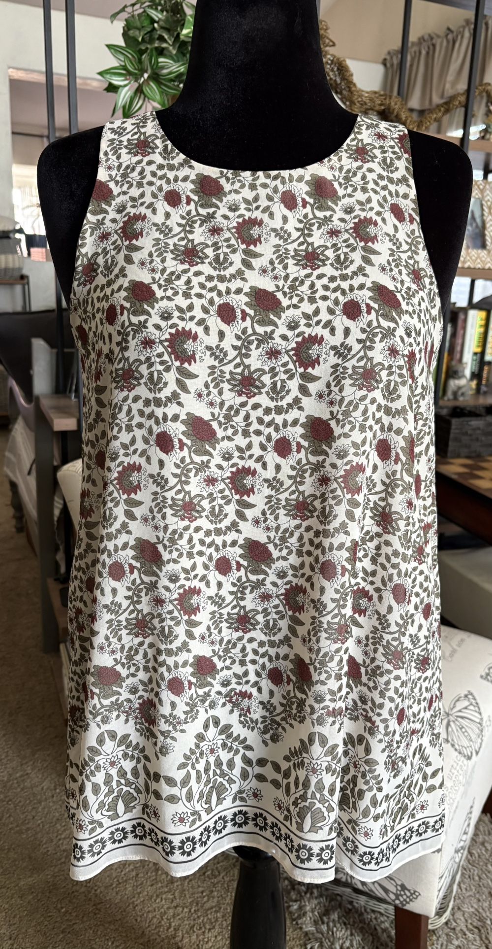 Max Studio Polyester Blouse, Med, Fully Lined, Gently Used