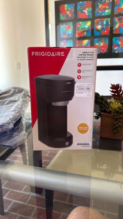 Frigidaire Single Cup Coffee Maker -brand New 