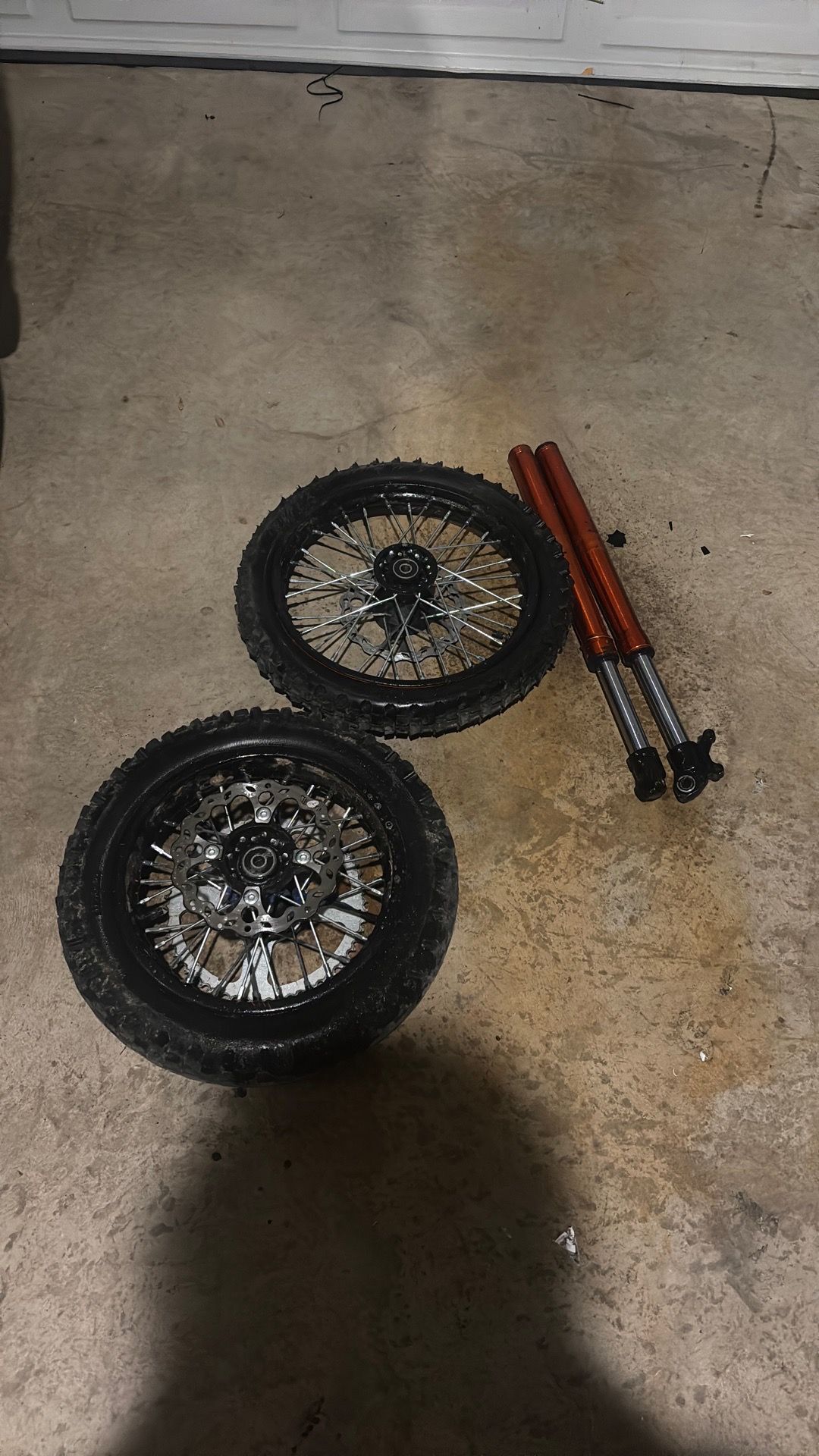 Tuttio wheel and forks
