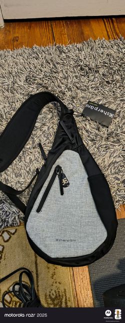 Sherpani Anti-Theft Sling Bag