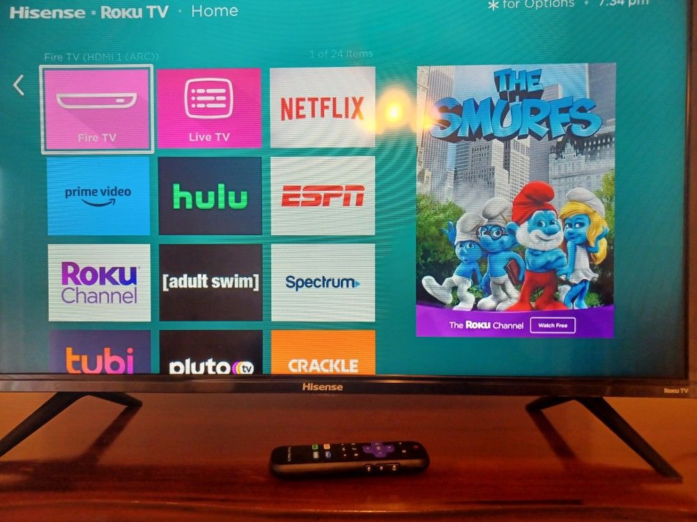 Hisense 32 inch HD LED Roku Smart TV 32H4030F1