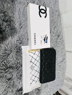 Black Zipper Wallet
