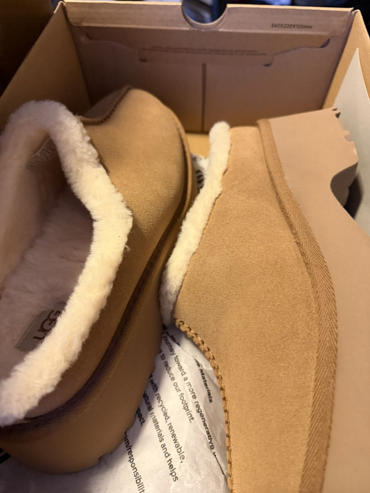 Uggs Size 9 Women 