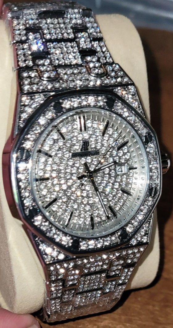 Mens Iced Out Moissanite Watch