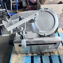 Globe commercial automatic / manual deli slicer