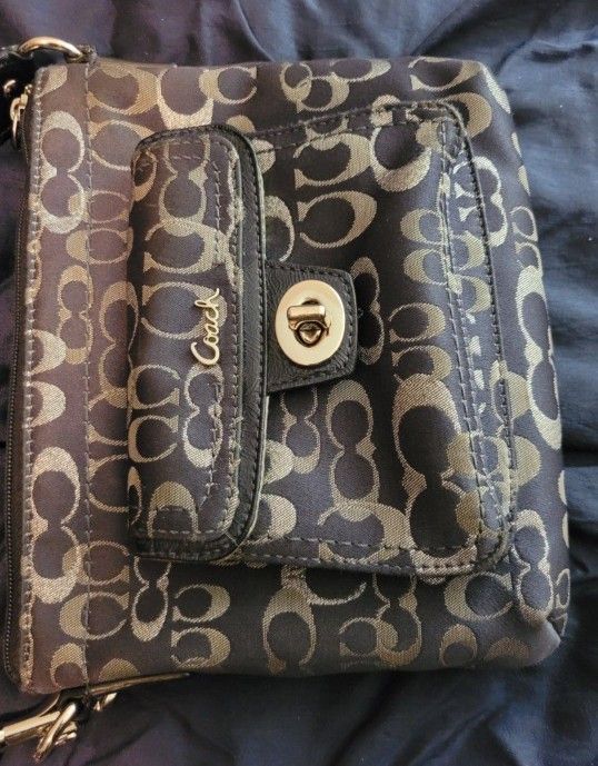 Womens COACH Purse