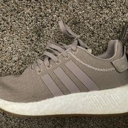 Adidas NMD R2 Tan