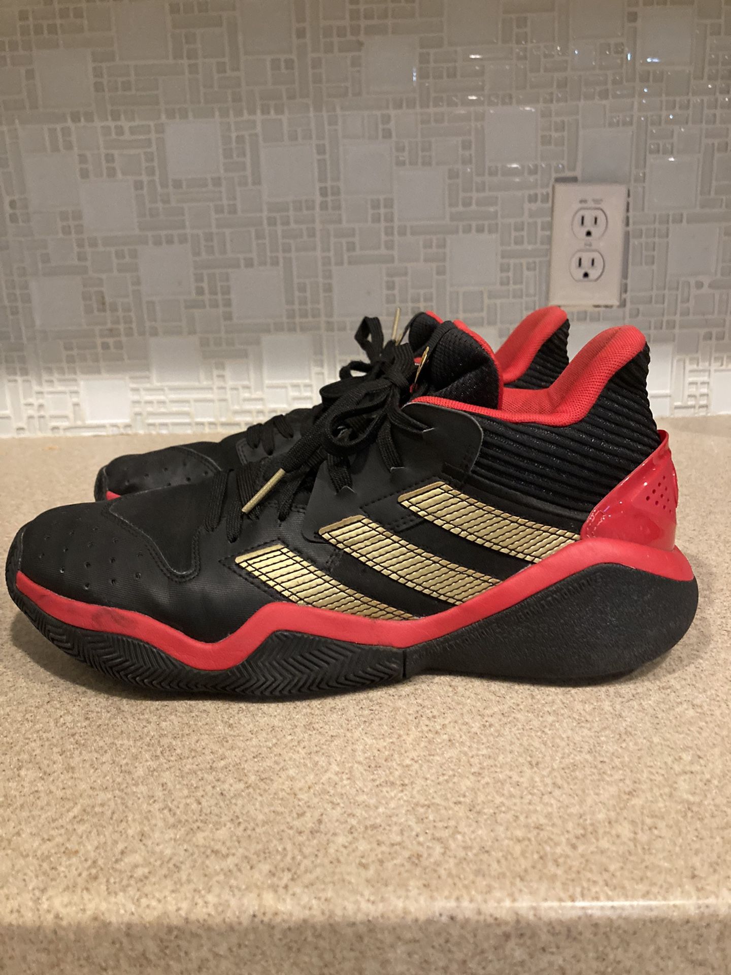 Adidas James Harden Bounce Stepback Black/Red Basketball Shoes Men’s Size 10