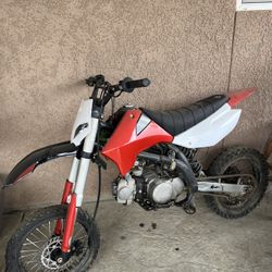 Apollo X15 Dirt Bike for Sale in Visalia CA OfferUp