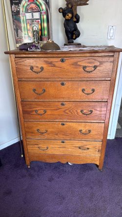 Oak high boy dresser