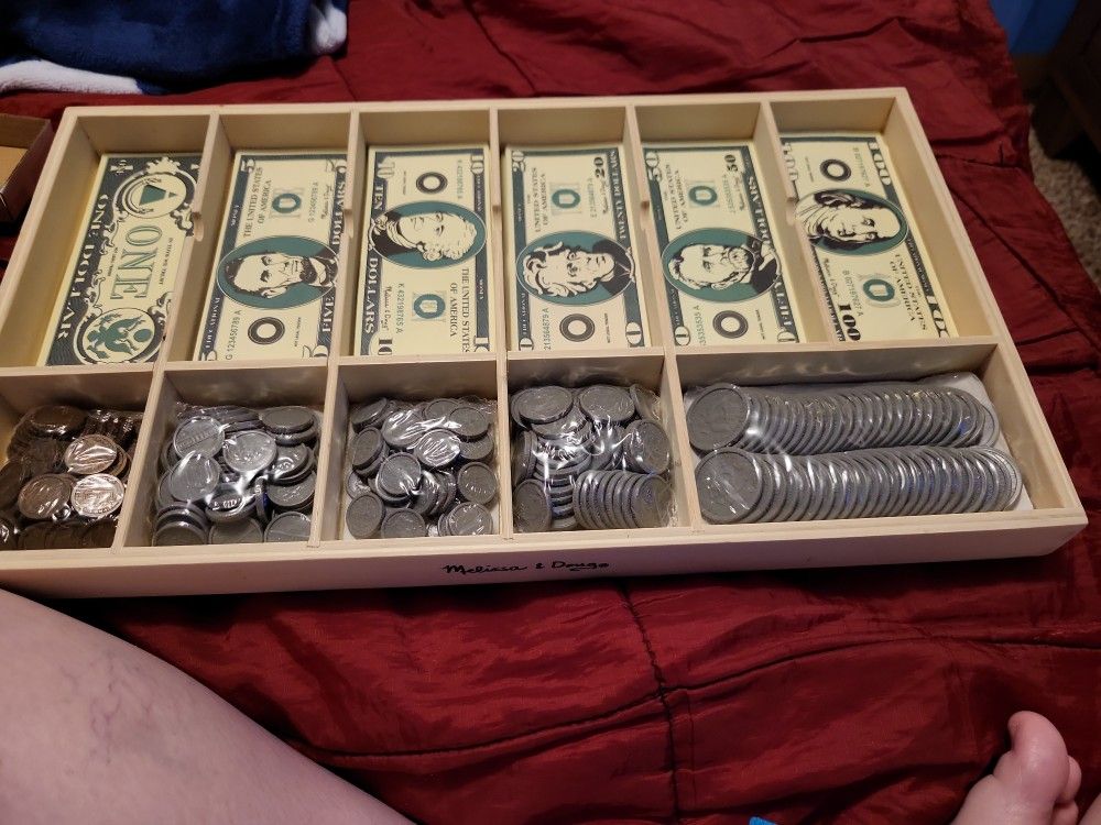 Melissa And Doug Money.
Set.