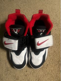 Nike Diamond Turfs size 10