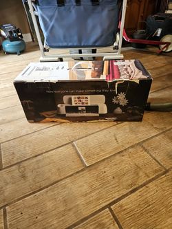 CRICUT MAKER BUNDLE PACKAGE