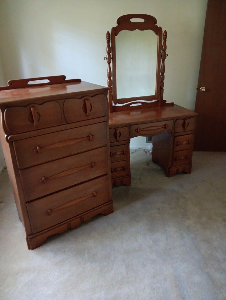 Matching Chest And Makeup Stand With Mirror
