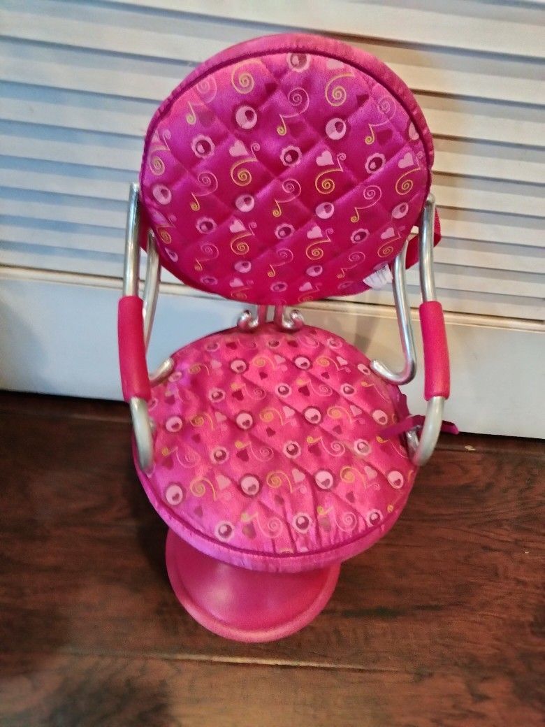 Salon Pink Chair Doll
