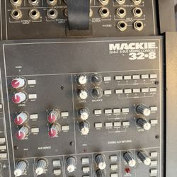 Mackie 32-8