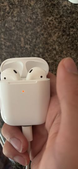 AirPods