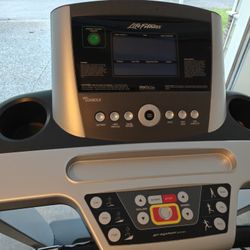 Treadmill 