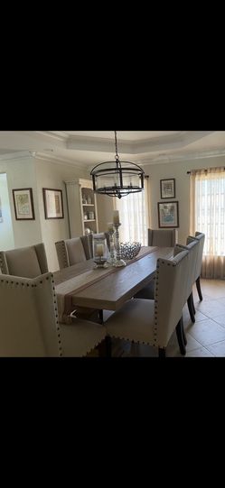 Dinning Room Table