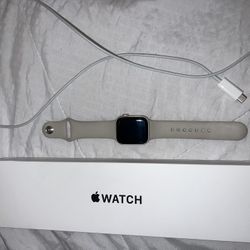 Apple Watch SE 40mm 