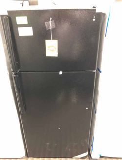 GE Top Freezer Refrigerator F3