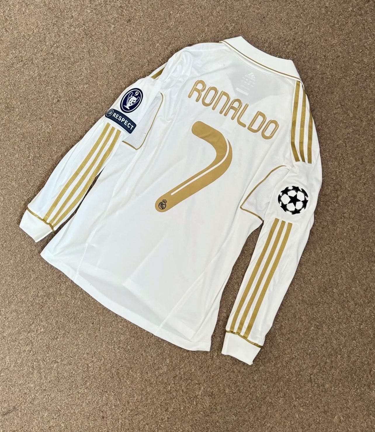 Ronaldo Real Madrid 2011/2012 Home Jersey Long Sleeve Small Men’s(All Sizes Available)