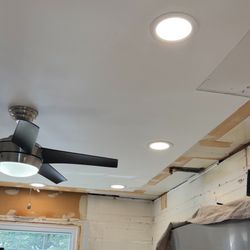  Ceiling  Fan 
