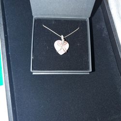 Beautiful Vintage Cedar Canyon Sterling Silver and Rose quartz heart pendant

