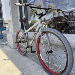 NEW SE Big Flyer HD 29” BMX Wheelie Bike Bicycle Hydro Disc Brake - Mafia GT Throne Collective