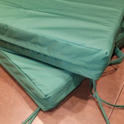 New Green Outdoor Chair Cushions – Square w/ Ties, Perfect for Patio!